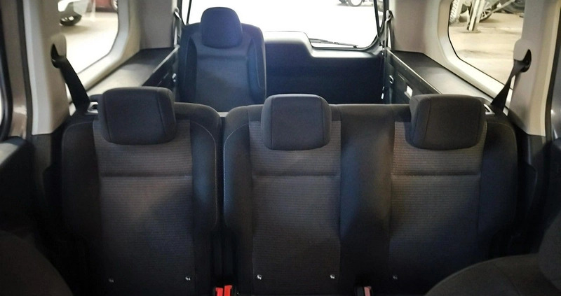 Toyota Proace City Verso cena 109900 przebieg: 50664, rok produkcji 2022 z Dzierżoniów małe 326